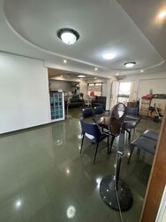 Blk 579 Hougang Avenue 4 (Hougang), HDB Executive #532824501